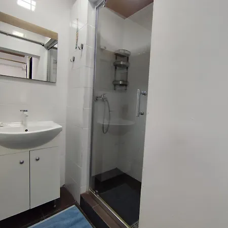 Gasthuis Casa Fara 3*