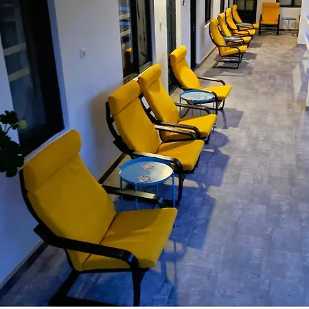 Gasthuis Casa Fara 3*