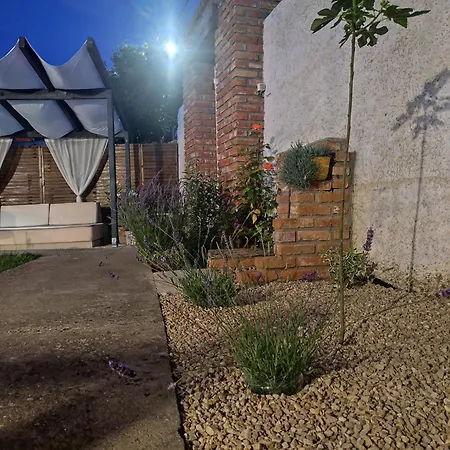 Casa Fara 3*